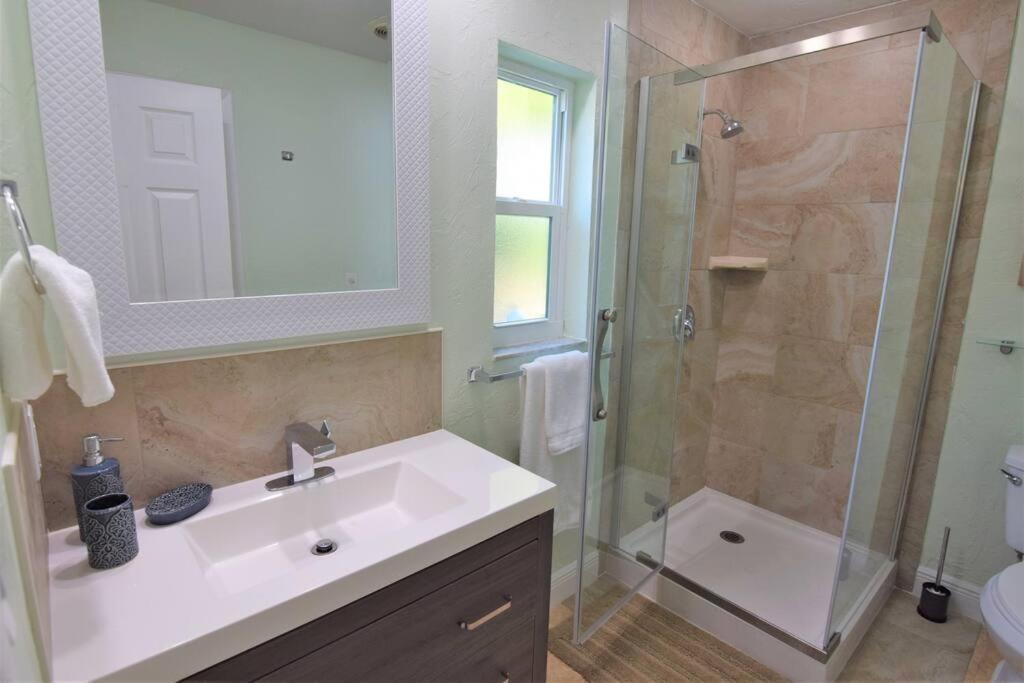 New England 3Bd 2Bt Home Heated Pool Close To Siesta Sarasota Exterior foto